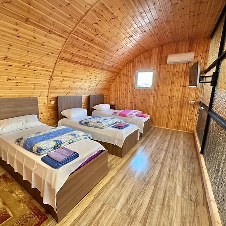 Guest House Amo Κουτάισι Εξωτερικό φωτογραφία