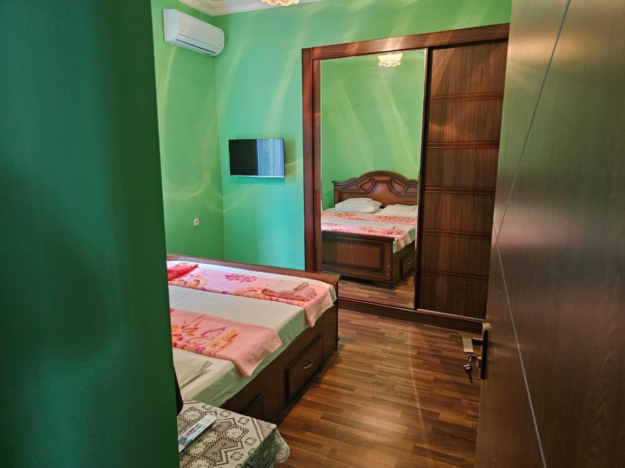 Guest House Amo Κουτάισι Εξωτερικό φωτογραφία