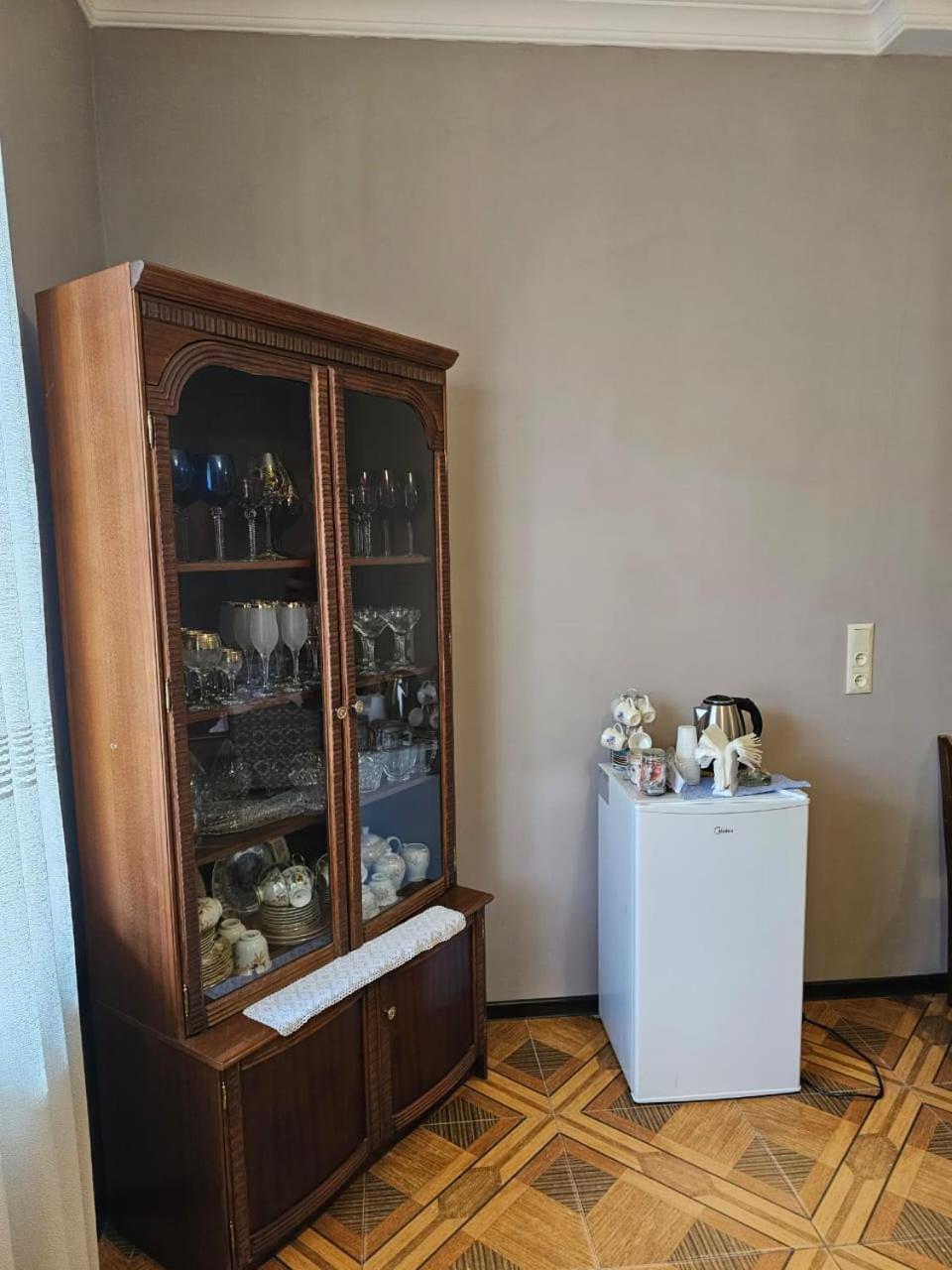 Guest House Amo Κουτάισι Εξωτερικό φωτογραφία